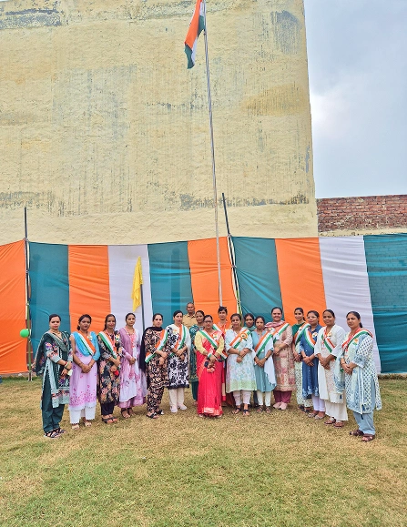 Teaching staff of Uttam Public School, Ludhiana